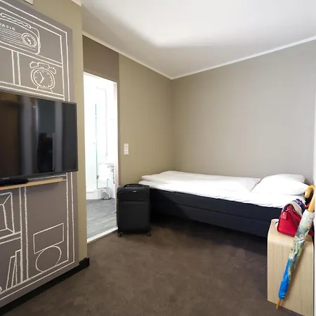Hotel Ibis Centrum 3*