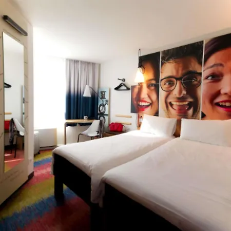 Ibis Centrum 3* קלן