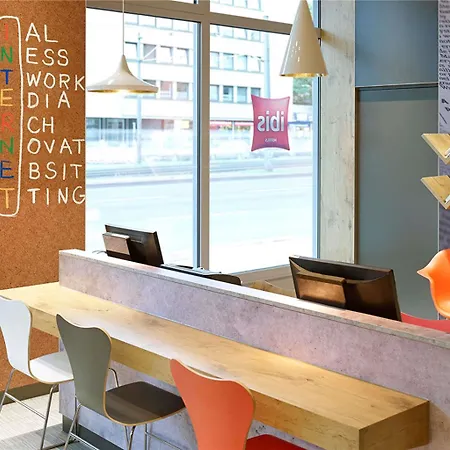 Ibis Centrum Hotell 3*