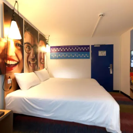 Ibis Centrum 3*