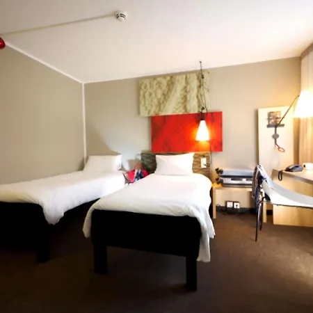 Hotel Ibis Centrum 3*
