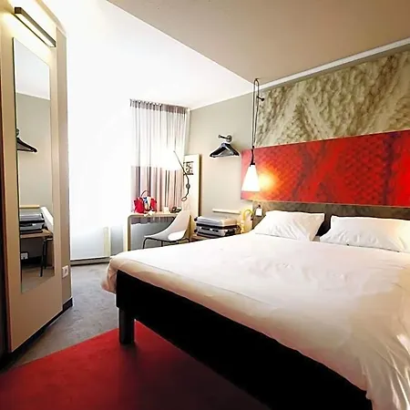 Ibis Centrum 3*