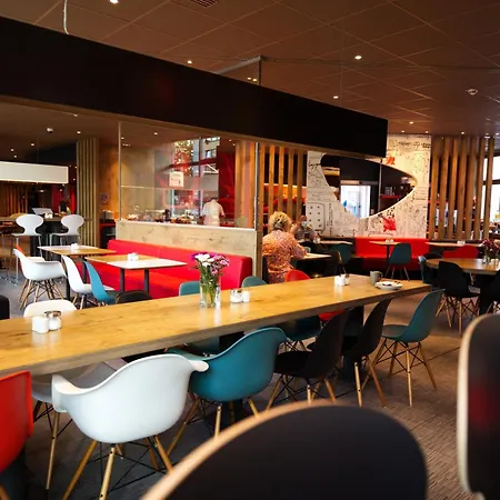 Ibis Centrum Hotel 3*