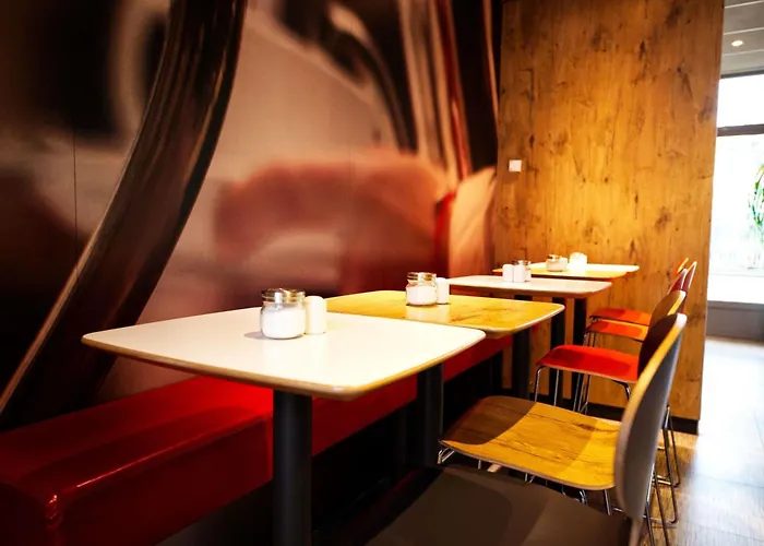 Ibis Centrum Hotel 3*
